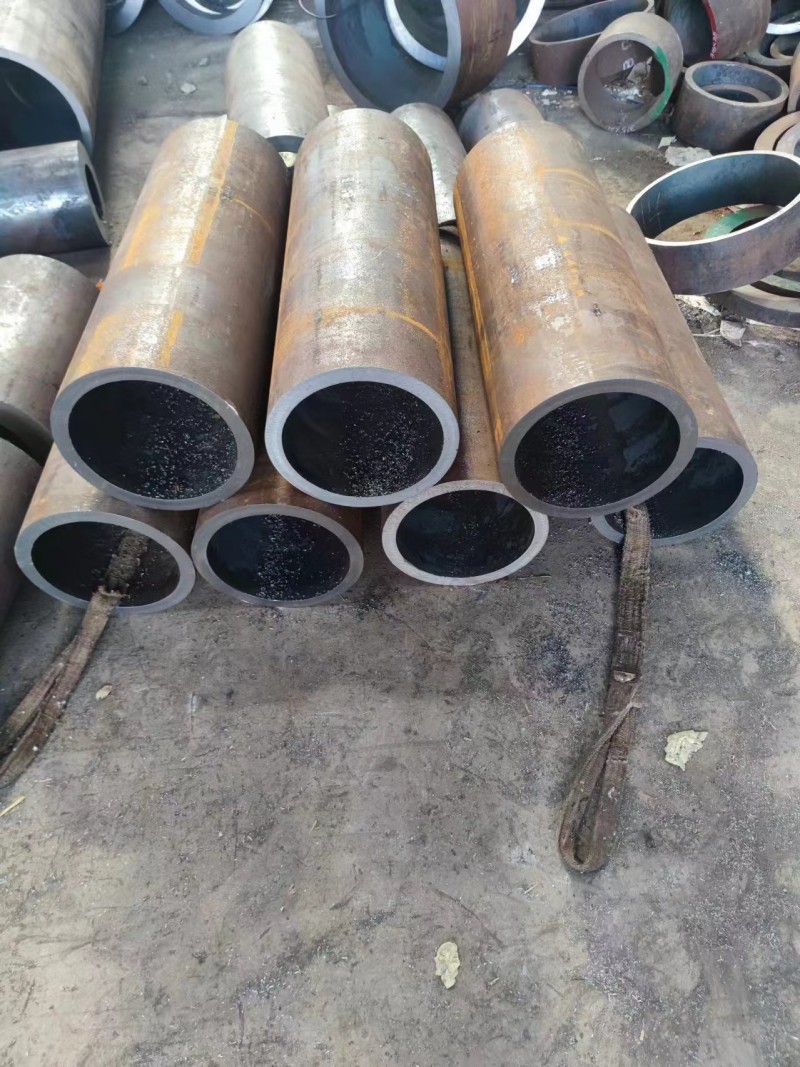 喀喇沁喀喇沁喀喇沁12Cr1MovG无缝钢管切割